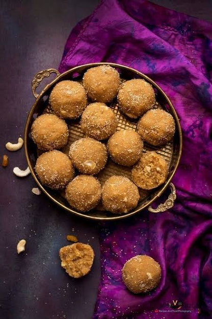 Churma Ladava | ચૂરમા લાડવા - Gramya 